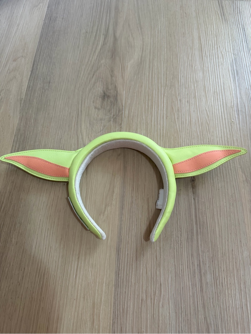 Loungefly StarWars Yoda ears